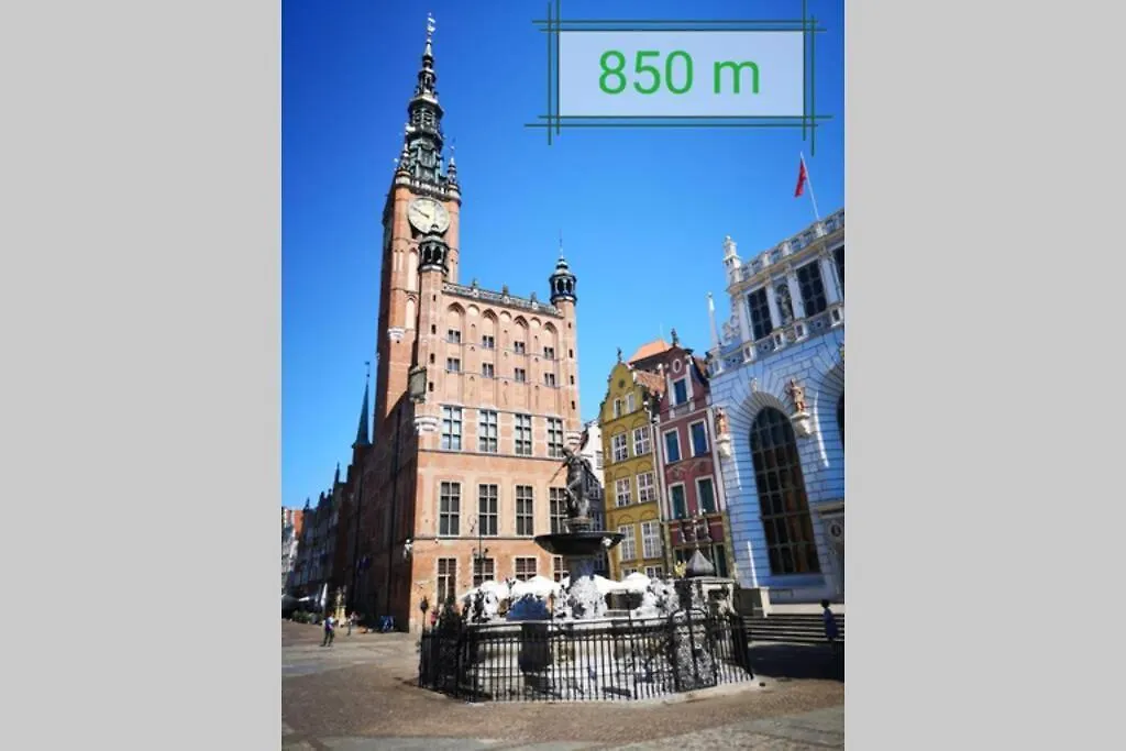 The Yellow Apartment Gdansk Poland